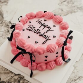 Tous nos gâteaux vintage cake coeur rose